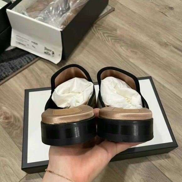 NIB Authentic Gucci GG Wool Mules - Picture 4 of 6